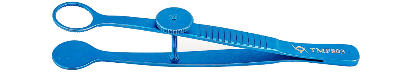 TMF803 ПИНЦЕТ ДЛЯ ХАЛАЗИОНА ПО ХАНТУ,  ТИТАНОВЫЙ, ОКНО ВЕРХНЕЙ ПЛАСТИНЫ С НАСЕЧКАМИ 